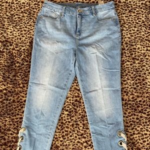 Women’s Crop Pants from Chico’s (Size 8)